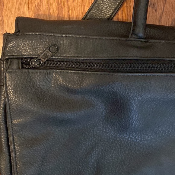 Black vinyl computer shoulder bag- gently used. - Picture 8 of 13